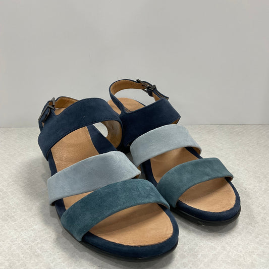 Sandals Heels Block By Earth  Size: 9