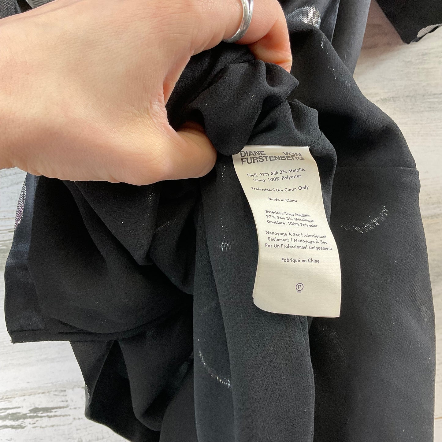 Blouse Short Sleeve By Diane Von Furstenberg  Size: S