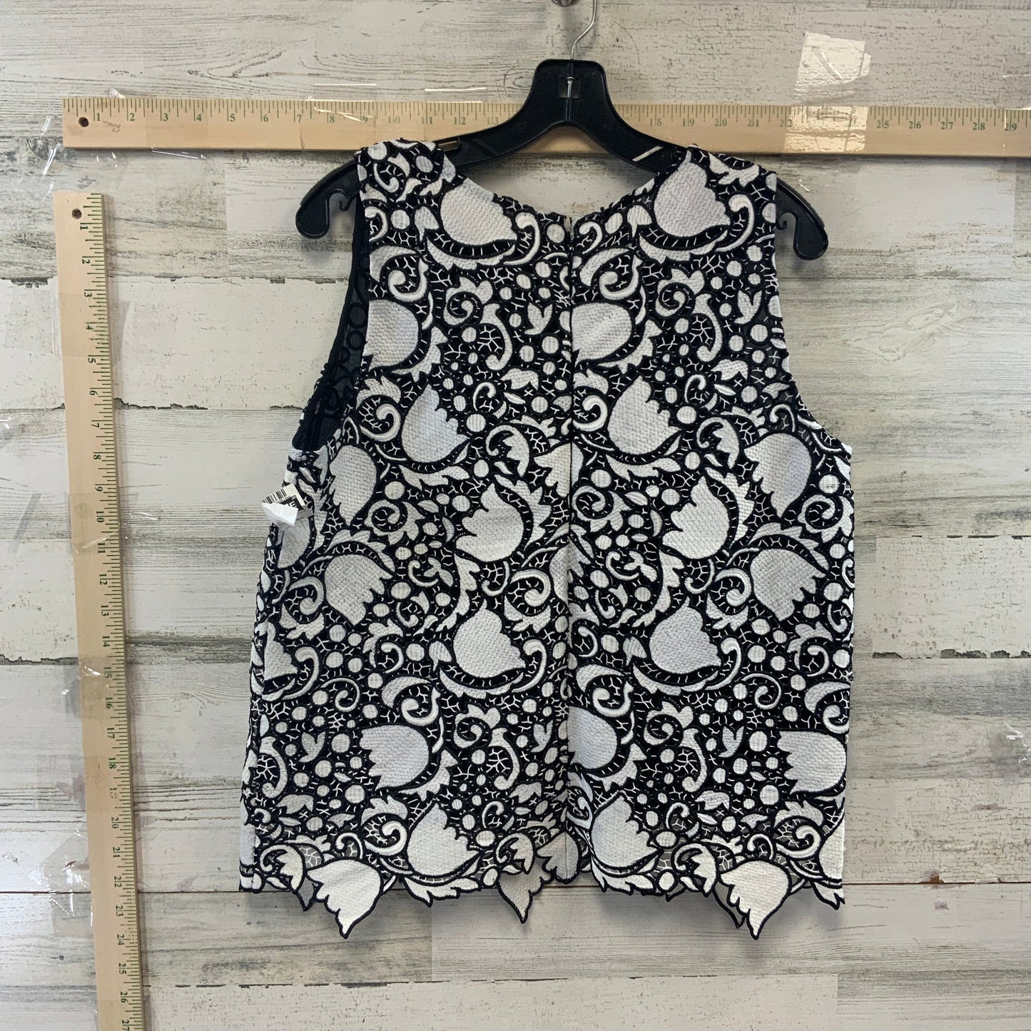 Top Sleeveless By Ann Taylor  Size: M