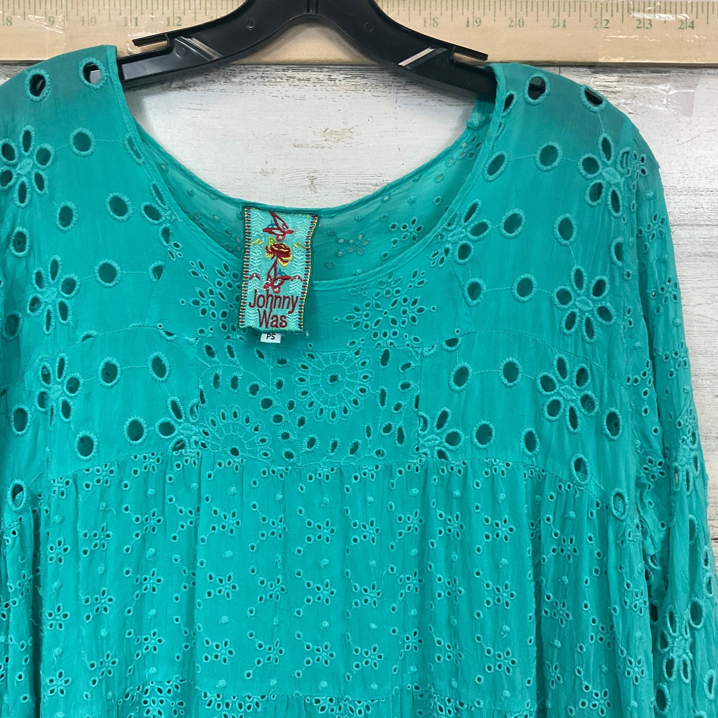 Green Tunic 3/4 Sleeve Johnny Was, Size Petite   S