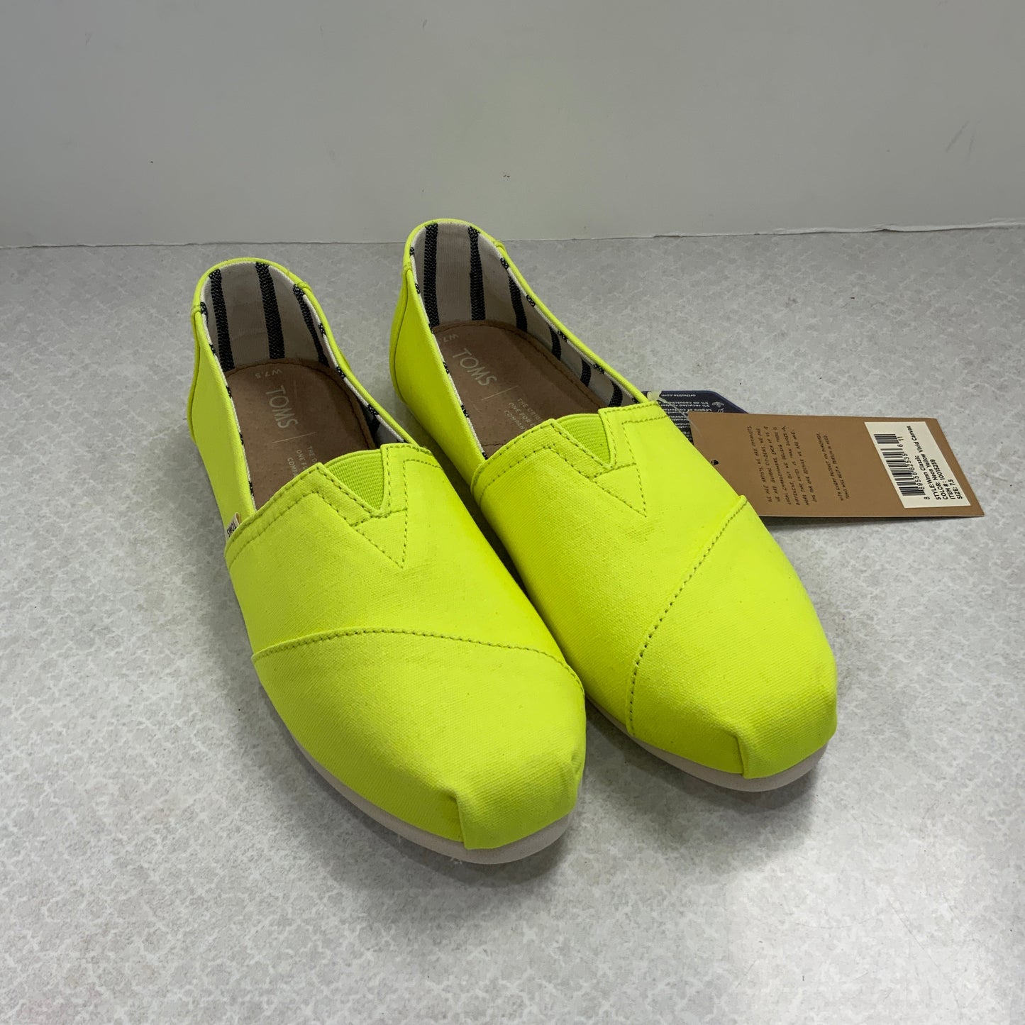 Yellow Shoes Flats Toms, Size 7.5