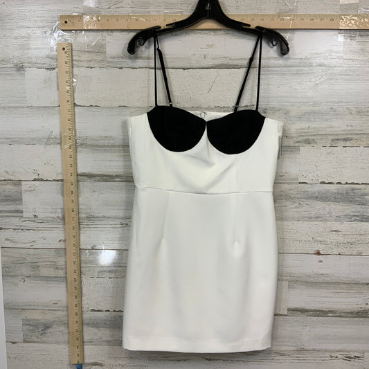 White Dress Party Short Gianni Bini, Size M