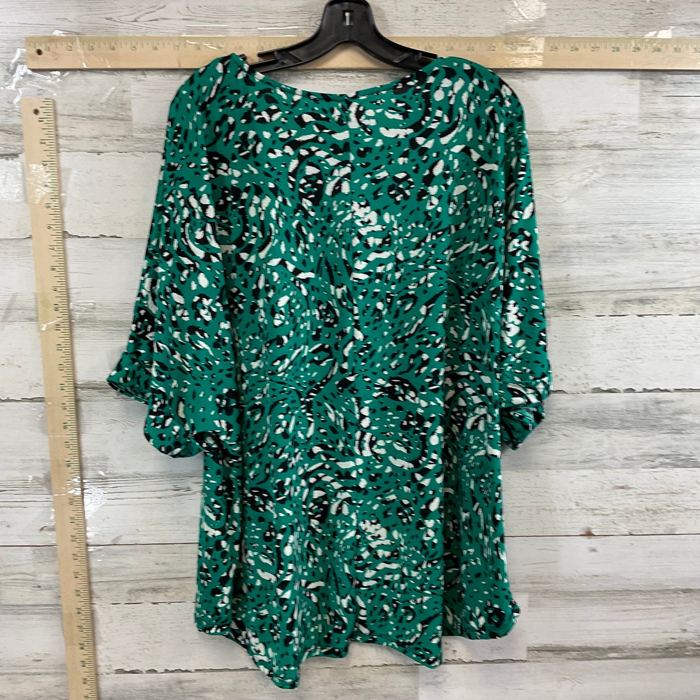 Green Top Short Sleeve DEAR SCARLETT, Size Xl