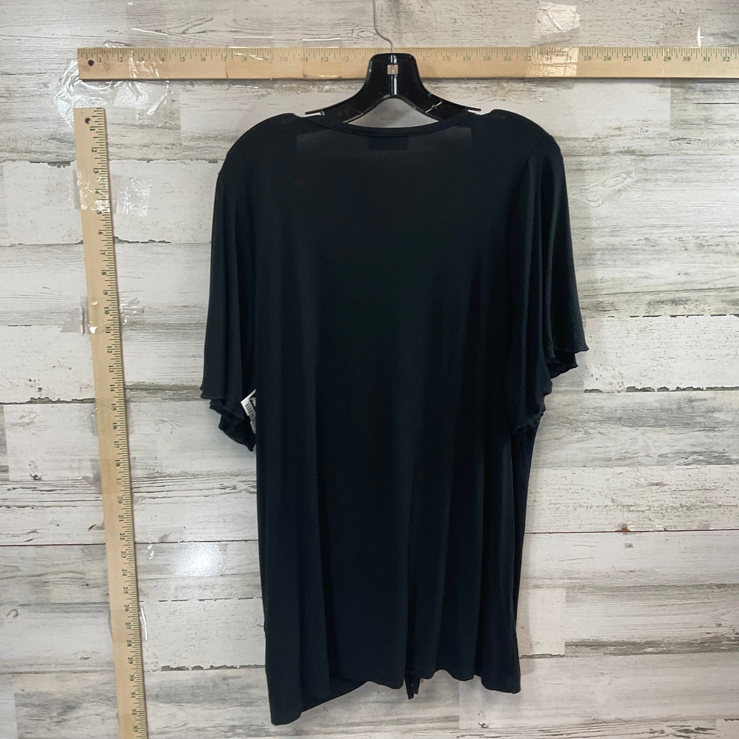 Top Short Sleeve Basic By Lane Bryant In Black, Size: 1x