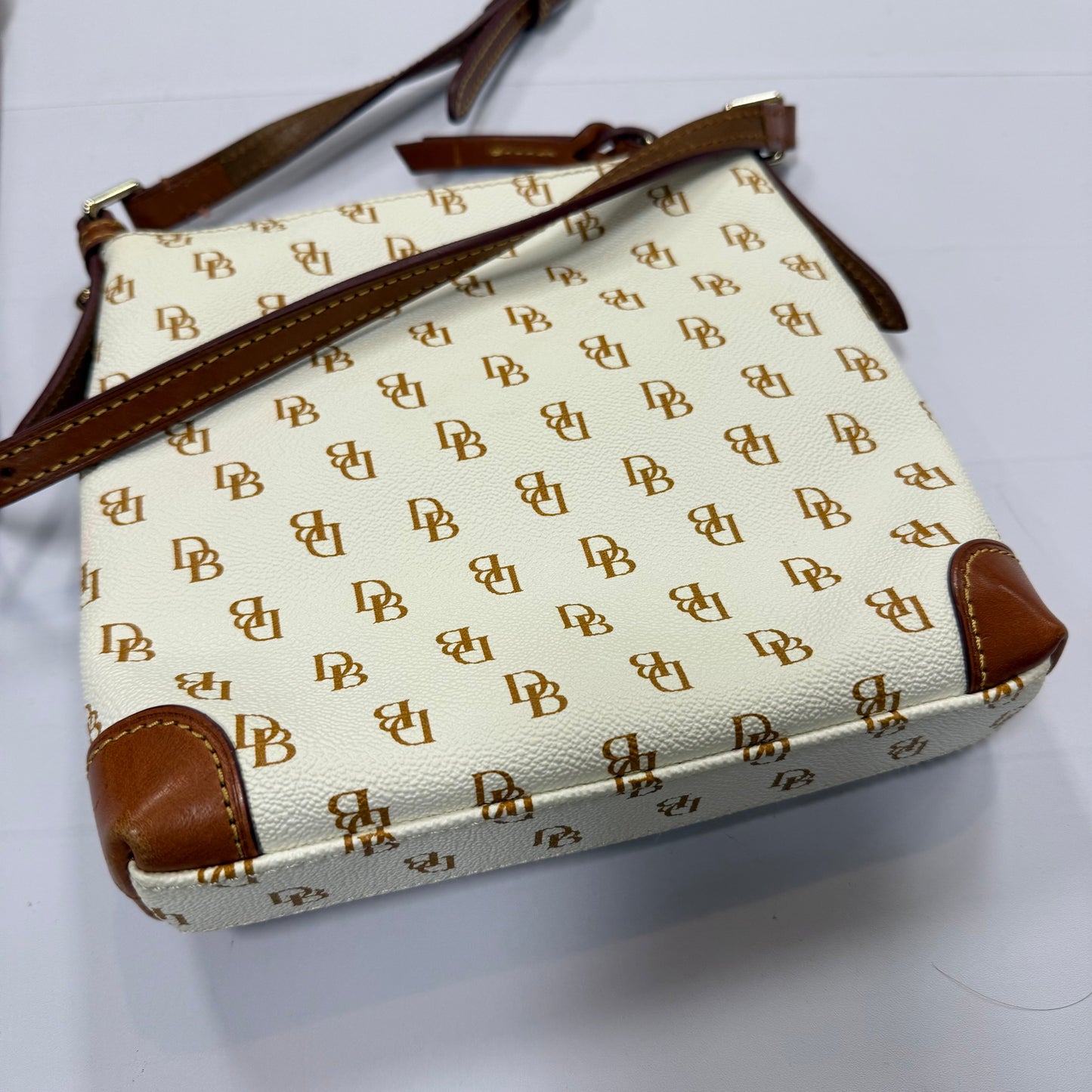 Crossbody Designer By Dooney And Bourke, Size: Medium