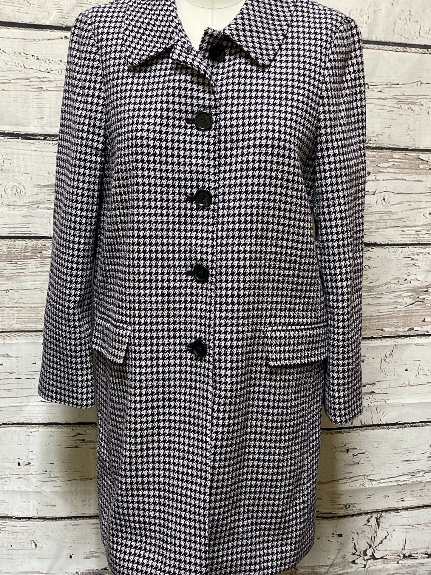 Coat Peacoat By Ann Taylor In Navy, Size: M