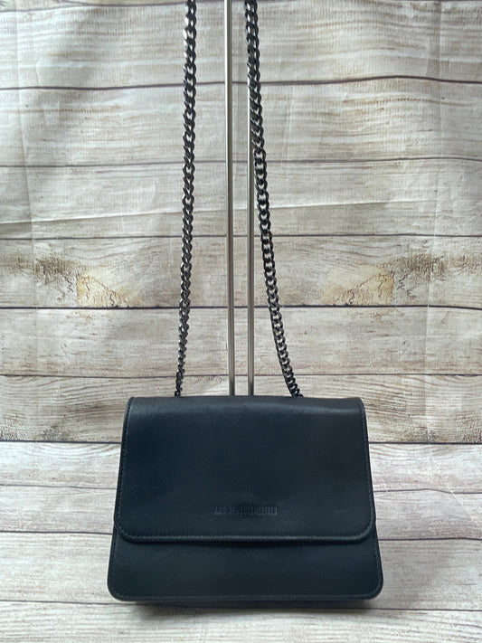 Crossbody Designer By Cma  Size: Medium