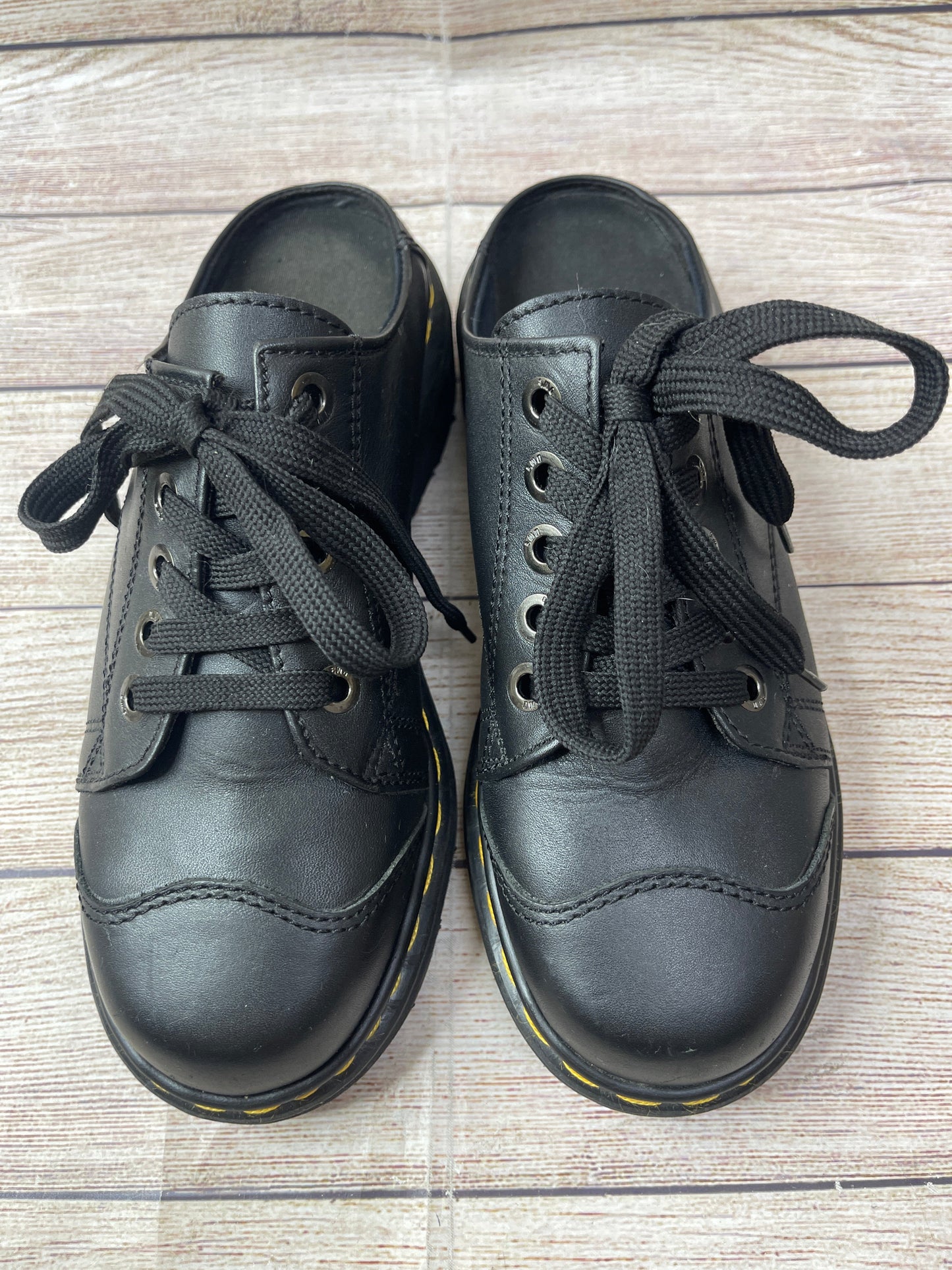Black Shoes Flats Dr Martens, Size 9