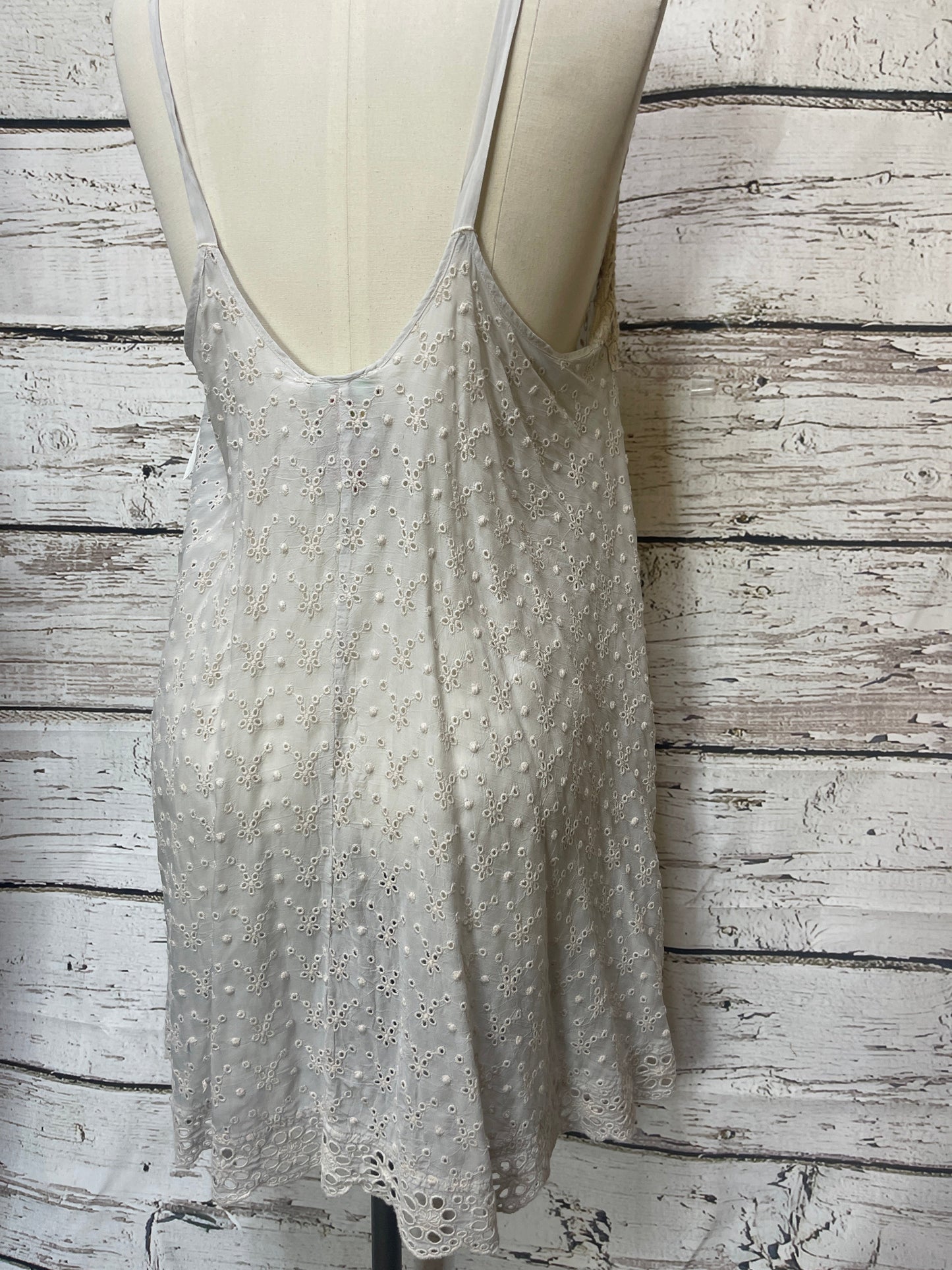 Tunic Sleeveless By Johnny Was In Grey, Size: L