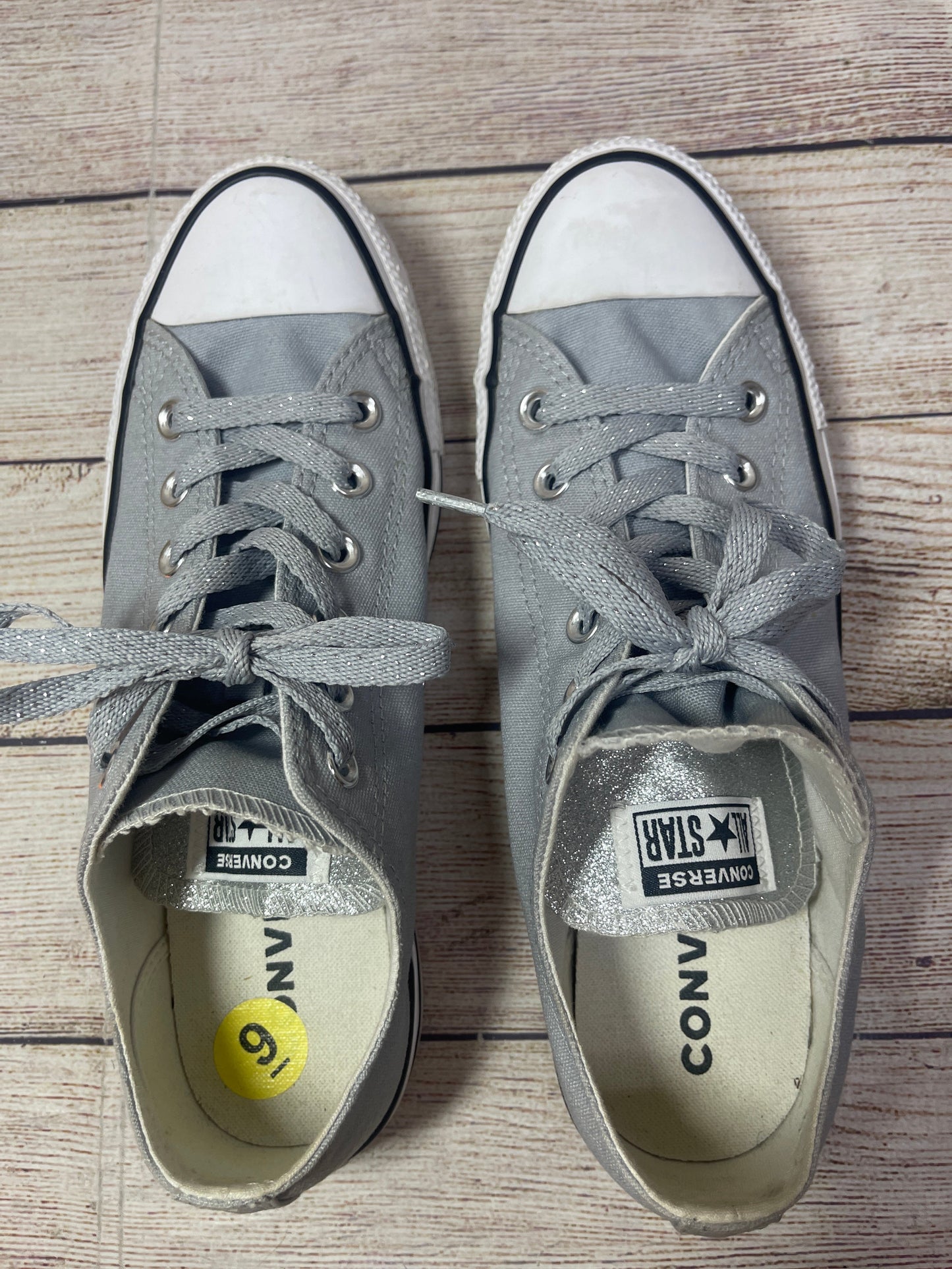 Shoes Sneakers By Converse In Grey, Size: 9