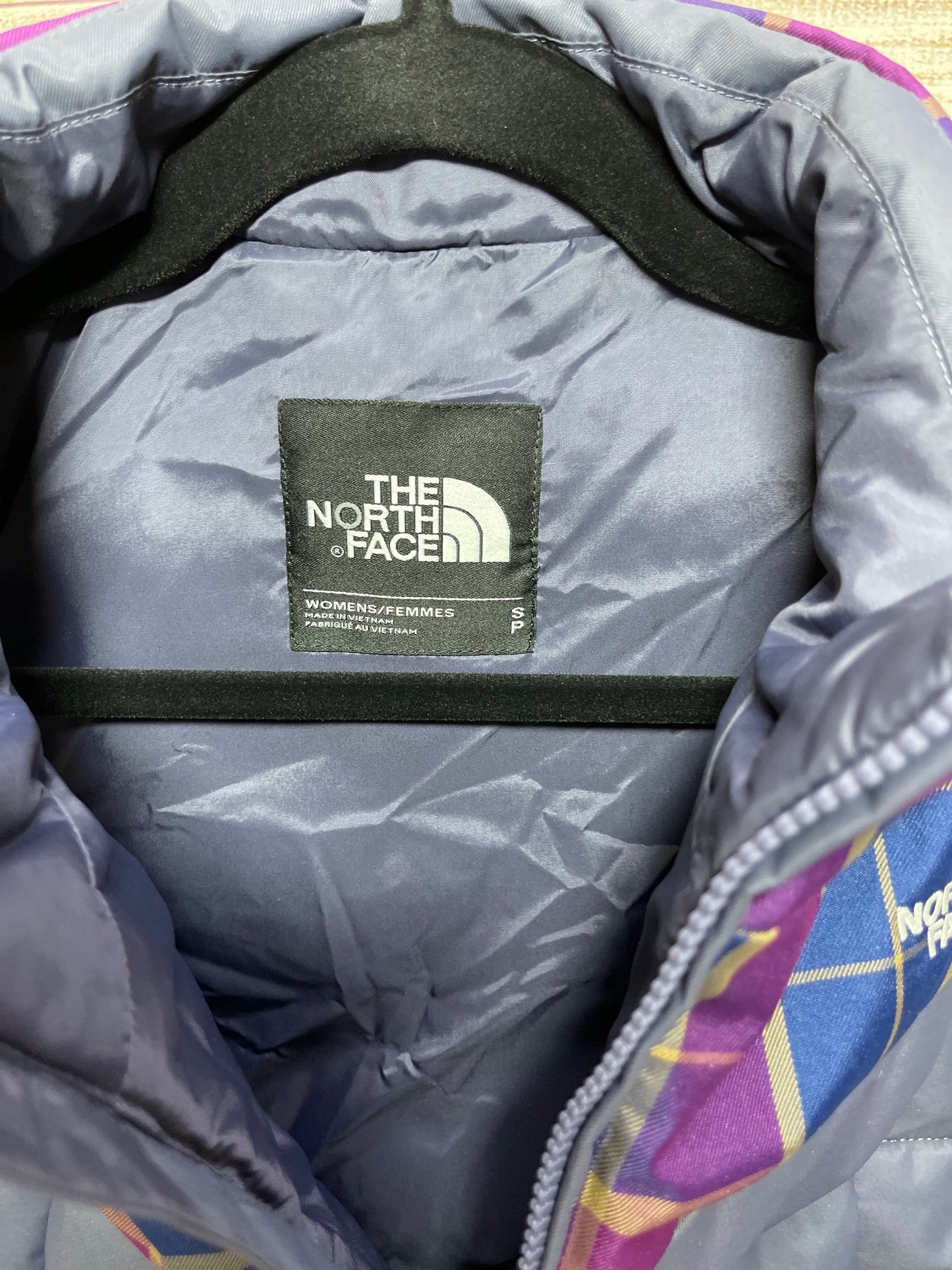 Vest Puffer & Quilted By The North Face In Plaid Pattern, Size: S