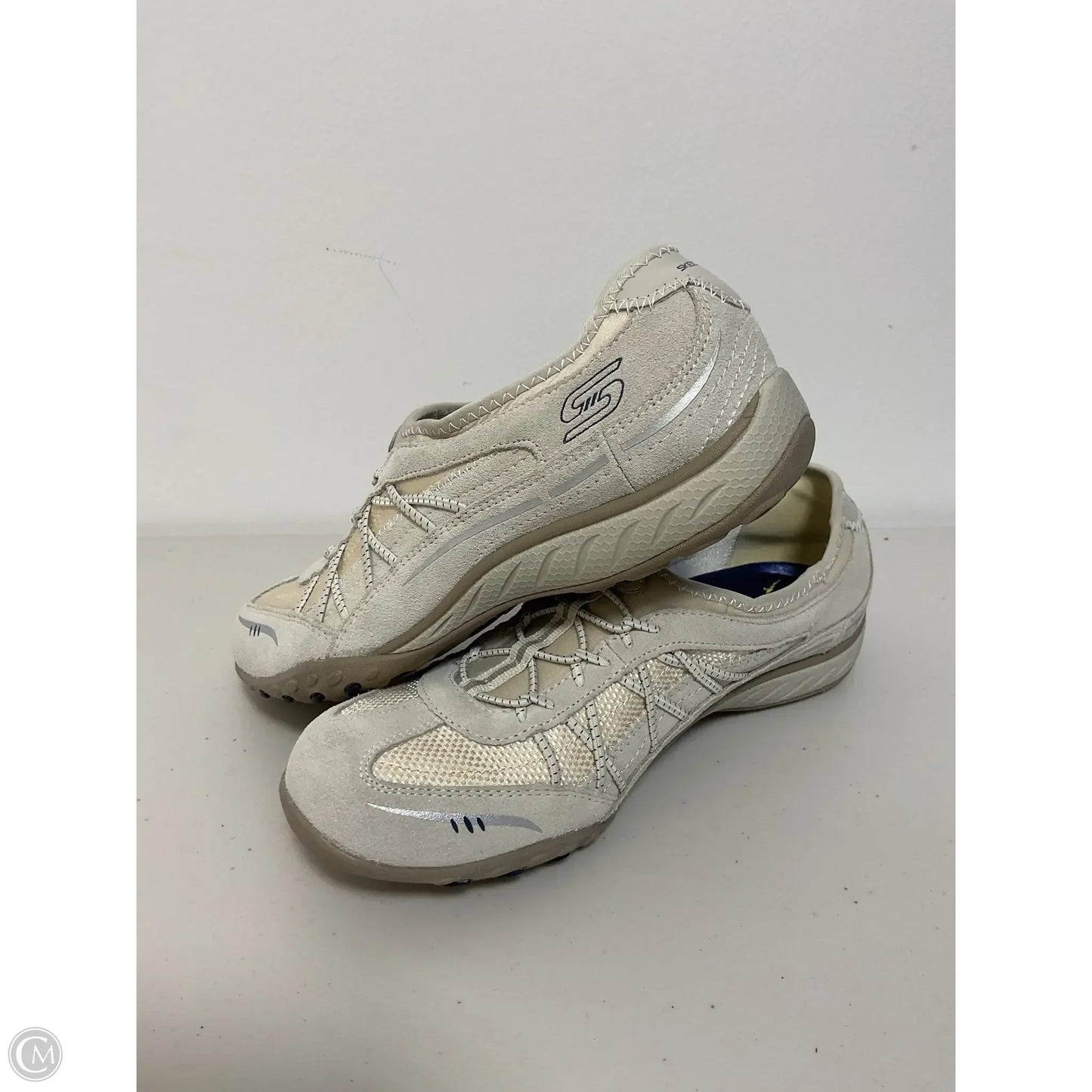 Shoes Sneakers By Skechers In Beige, Size: 8