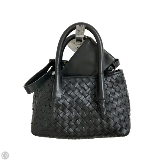 Crossbody By Walter Baker, Size: Medium