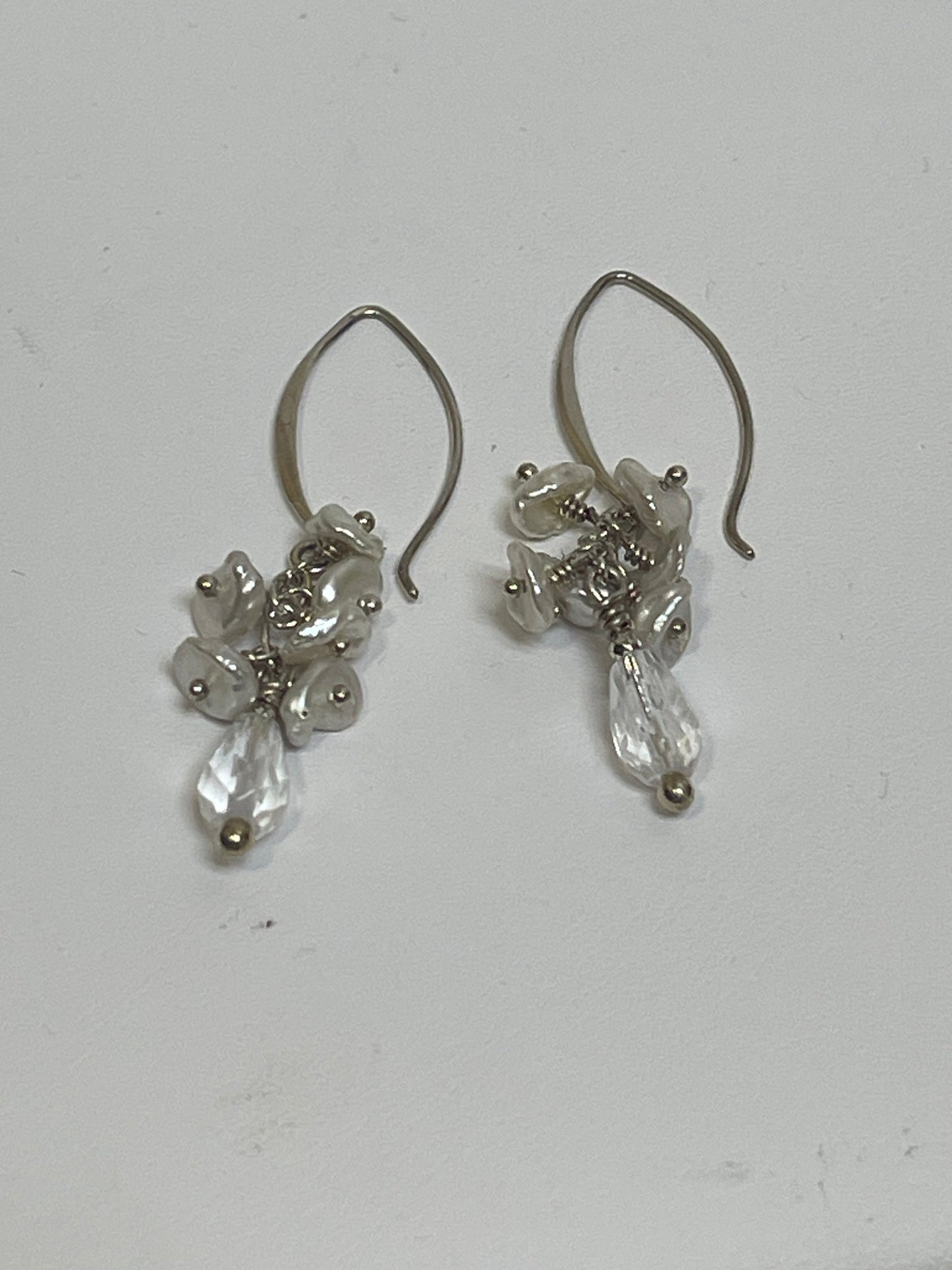 EARRINGS DESIGNER  CMB in SILVER & WHITE