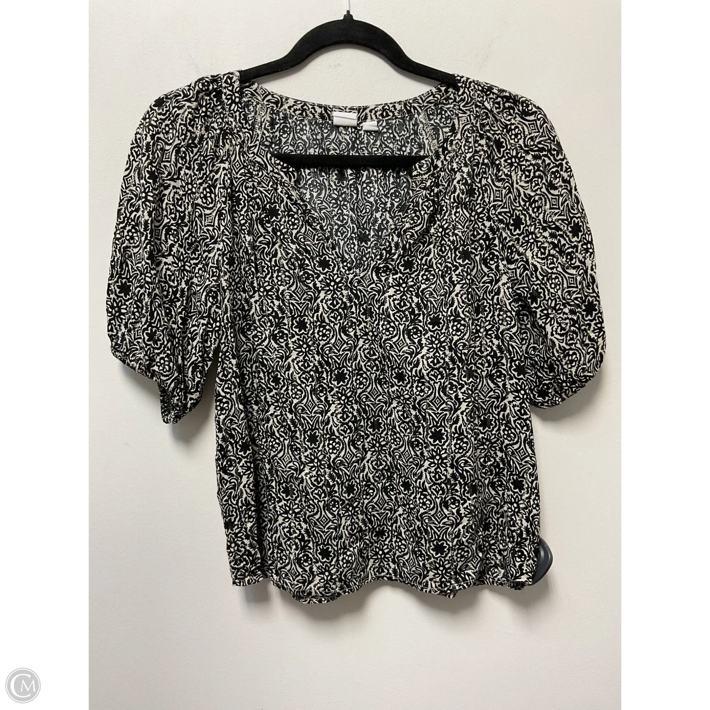 Top Short Sleeve By Gap In Black & Cream, Size: Xs