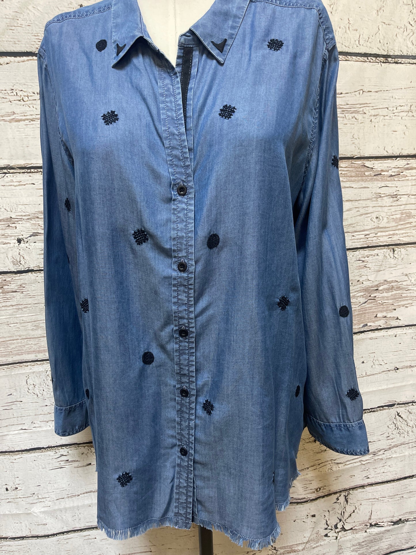 Top Long Sleeve By Nic + Zoe In Blue Denim, Size: Xl