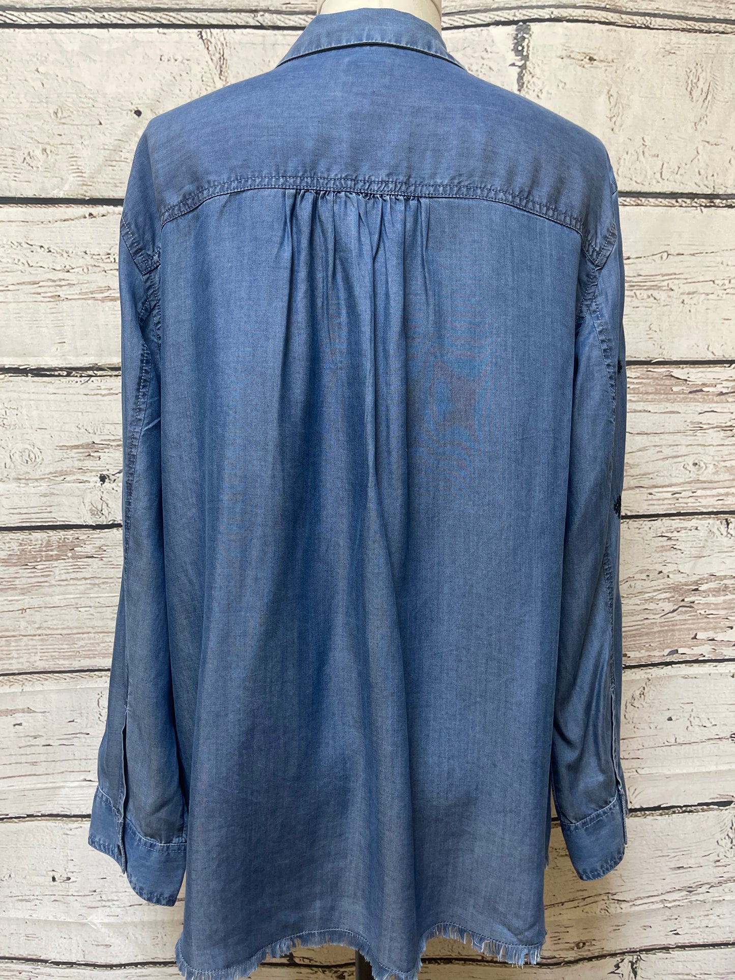 Top Long Sleeve By Nic + Zoe In Blue Denim, Size: Xl