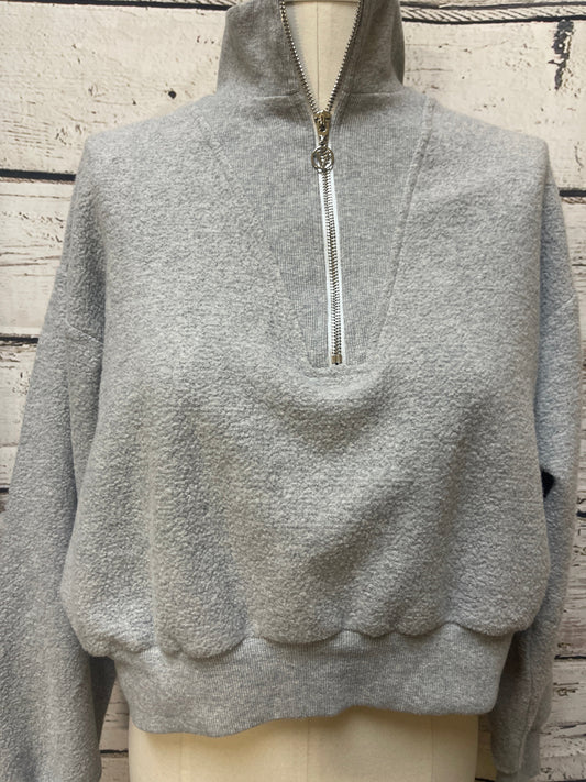 Sweatshirt Collar By Clothes Mentor In Grey, Size: L