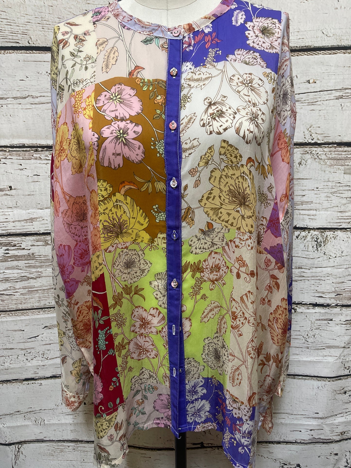 Blouse Long Sleeve By Johnny Was In Floral Print, Size: L