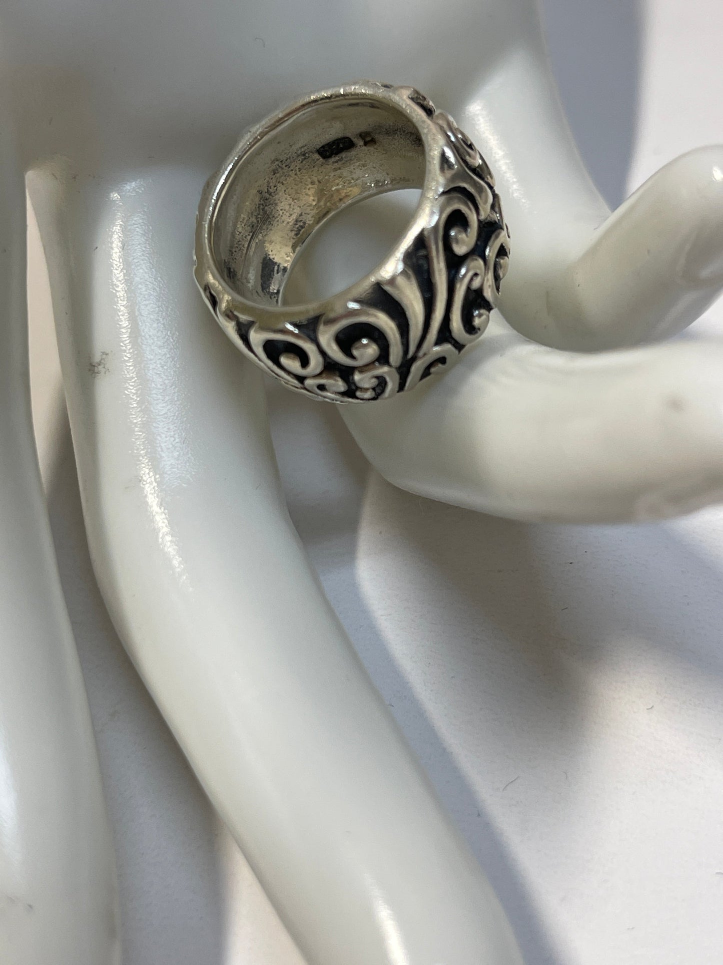 Ring Sterling Silver By Clothes Mentor, Size: 6.5