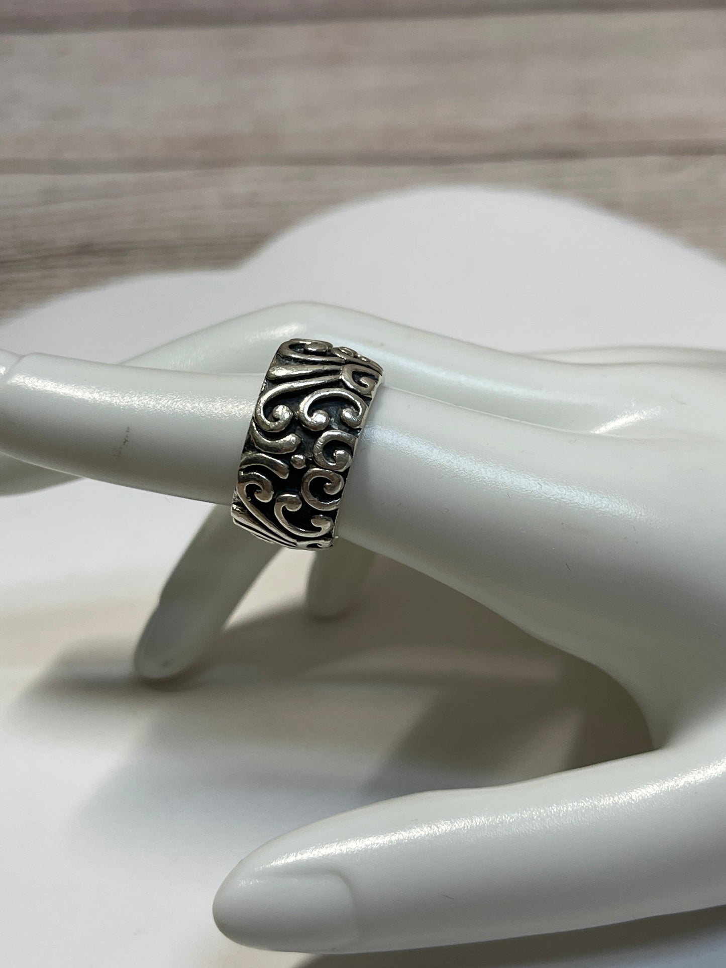 Ring Sterling Silver By Clothes Mentor, Size: 6.5