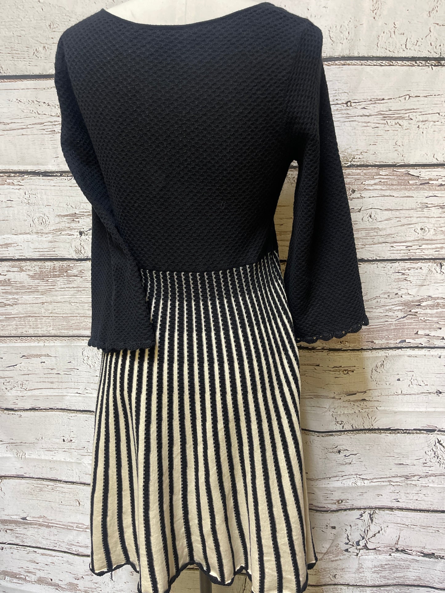 Dress Casual Midi By French Connection In Black & Cream, Size: M