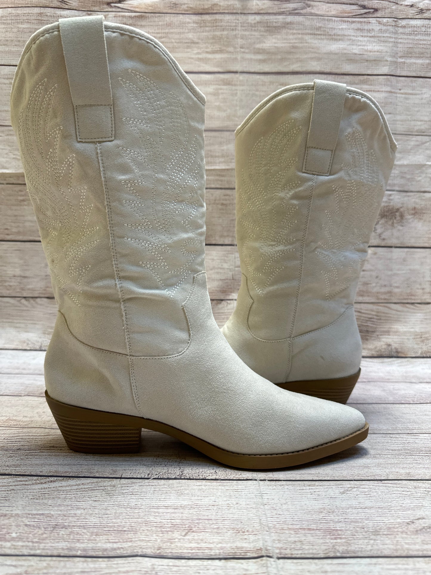 Boots Western By Wonderly In Beige, Size: 10