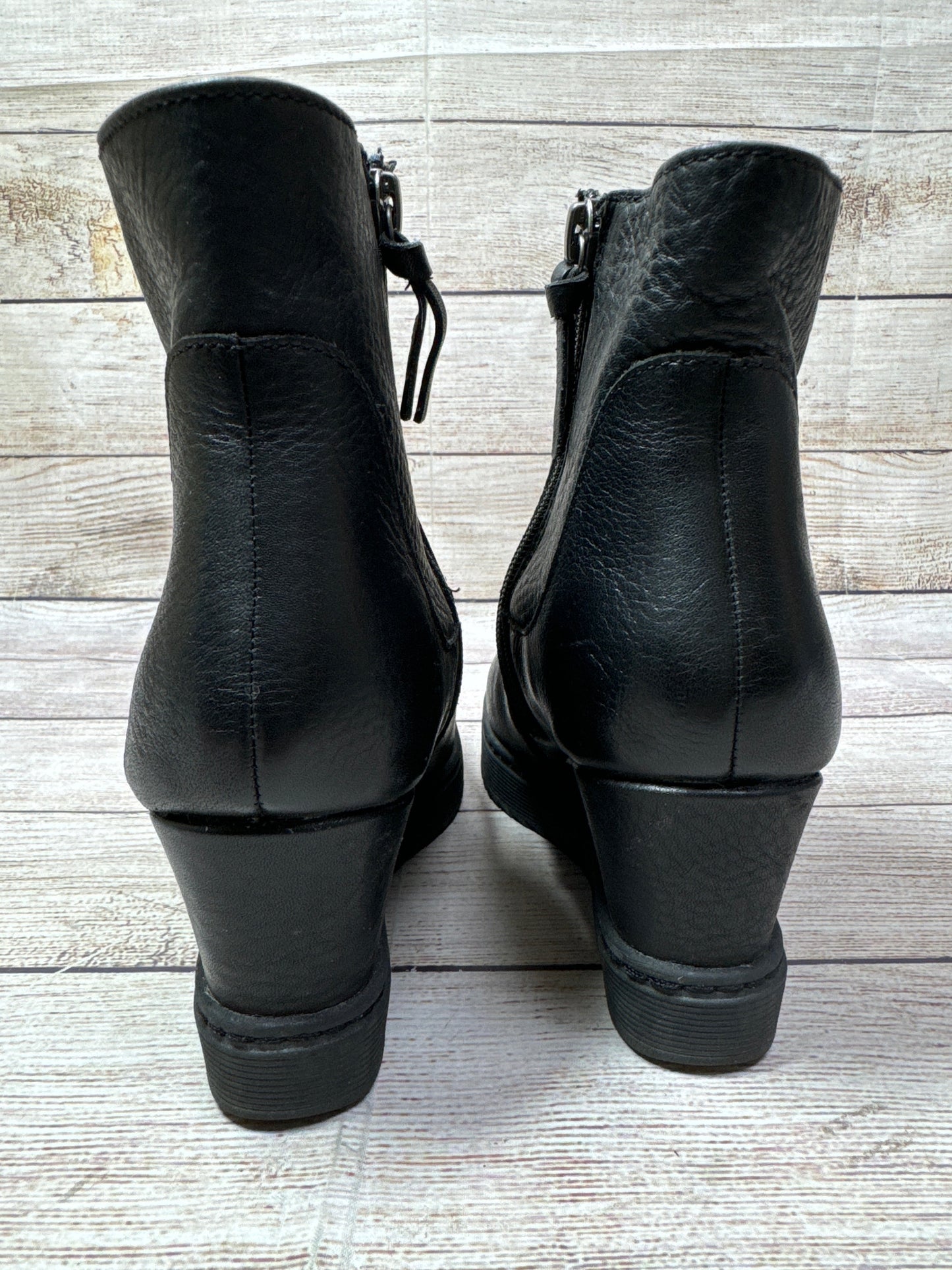 Boots Ankle Heels By Sofft In Black, Size: 6.5