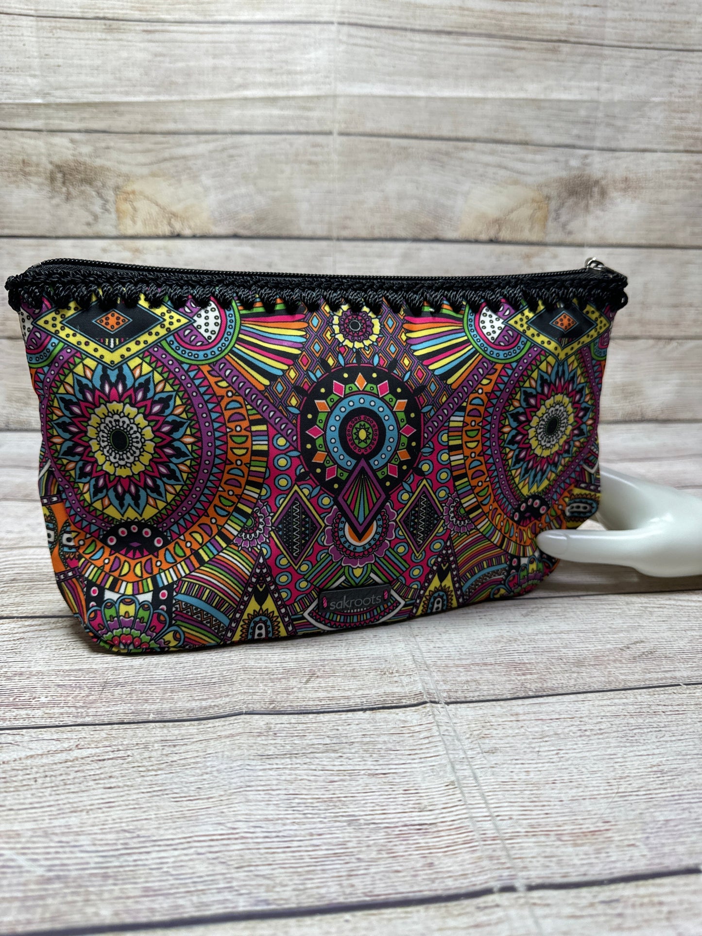 Makeup Bag By Sakroots, Size: Medium