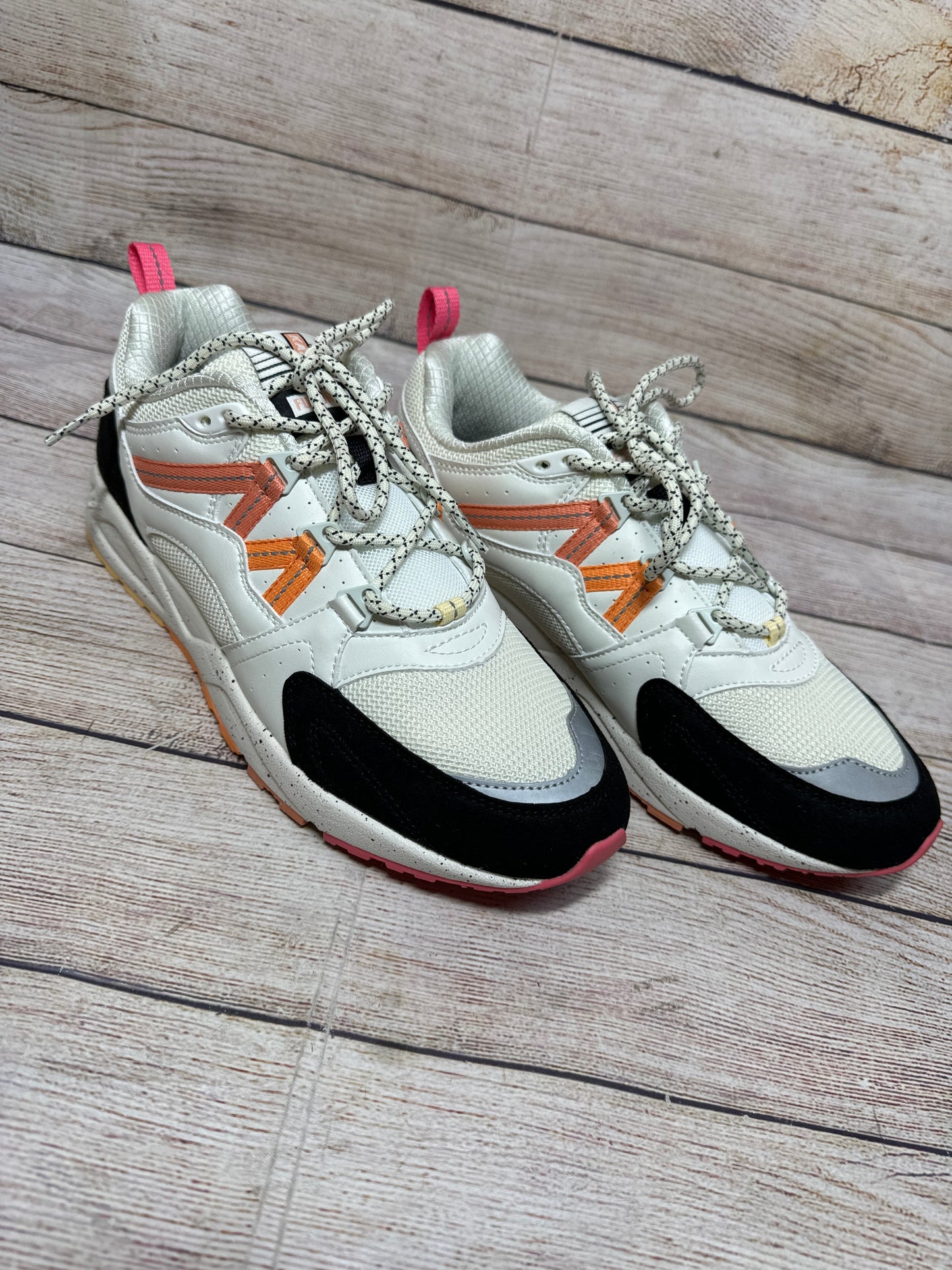 Shoes Athletic By Cmb In Cream & Orange, Size: 10.5