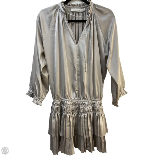 Dress Casual Short By Bishop + Young In Silver, Size: M