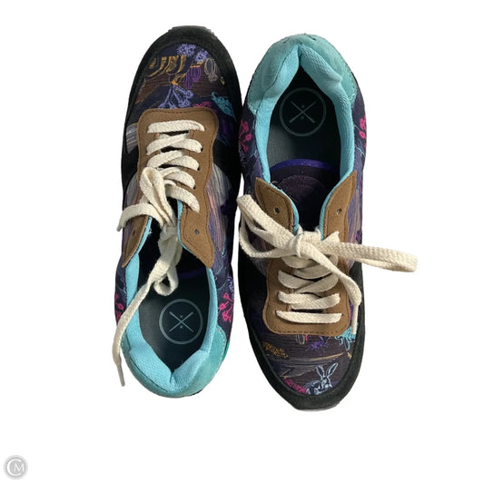 Shoes Sneakers By Cmc In Black & Tan, Size: 9