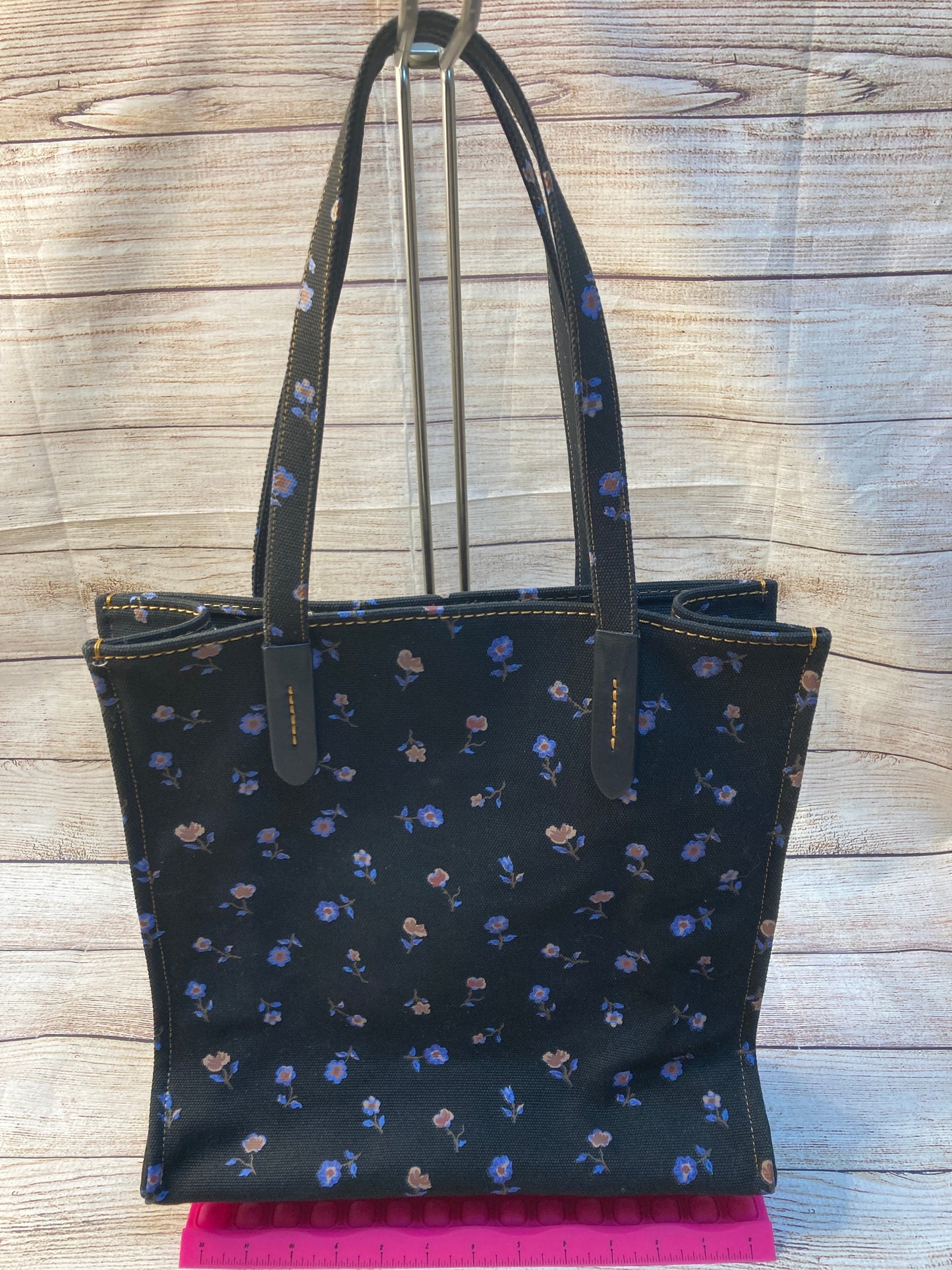 Tote Designer By Coach  Size: Large