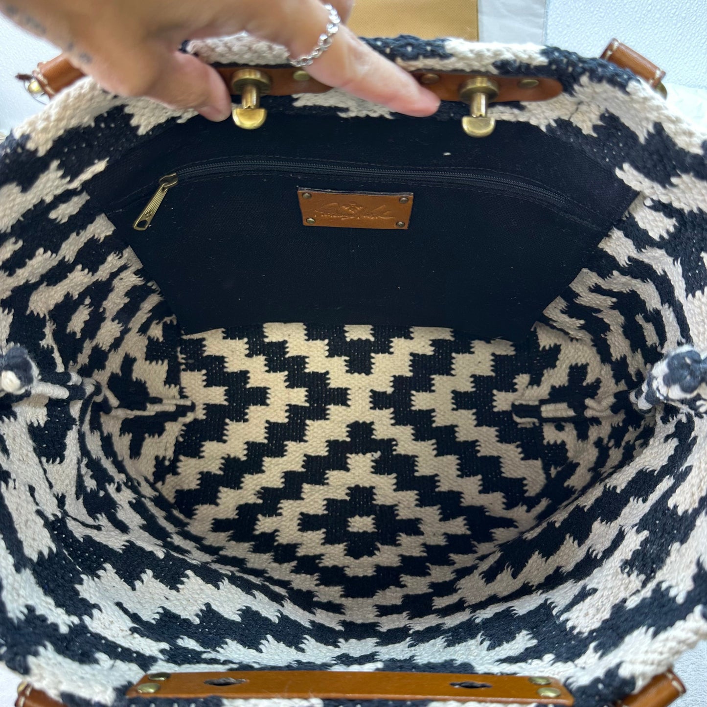 Handbag Designer By Patricia Nash, Size: Large