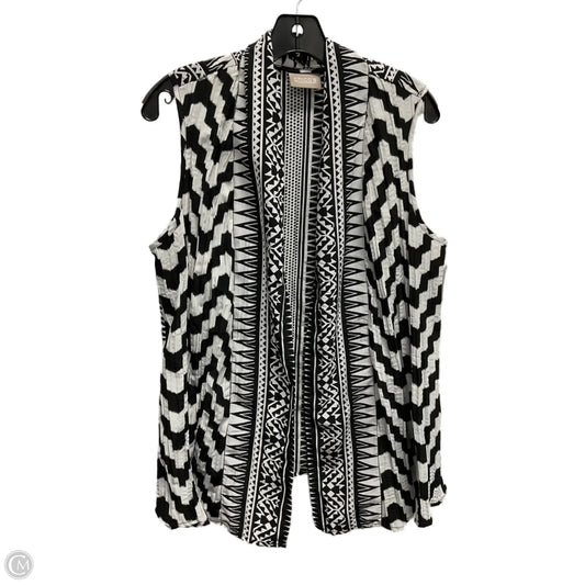 Shawl By Chicos In Geometric Pattern, Size: M