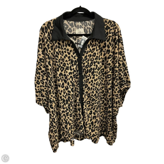 Top Short Sleeve By Umgee In Leopard Print, Size: L