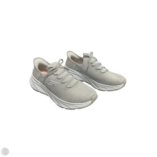 Shoes Sneakers By Skechers In Grey, Size: 6.5