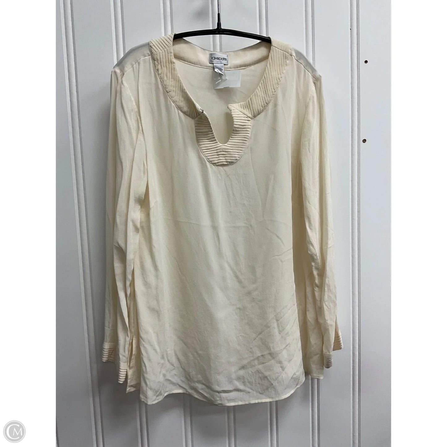 Blouse Long Sleeve By Chicos In Cream, Size: L
