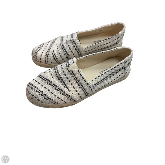 Shoes Flats By Toms In Black & White, Size: 9.5