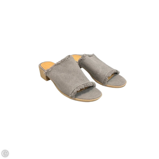 Sandals Heels Block By Universal Thread In Grey, Size: 8