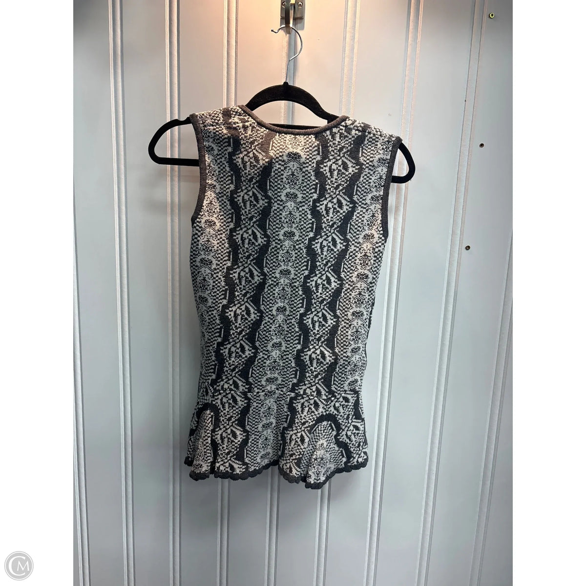 Top Sleeveless By Cabi In Grey, Size: S