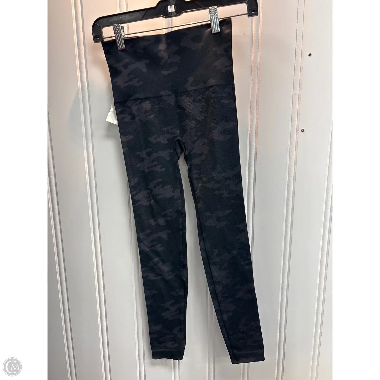 Athletic Capris By Spanx In Camouflage Print, Size: S