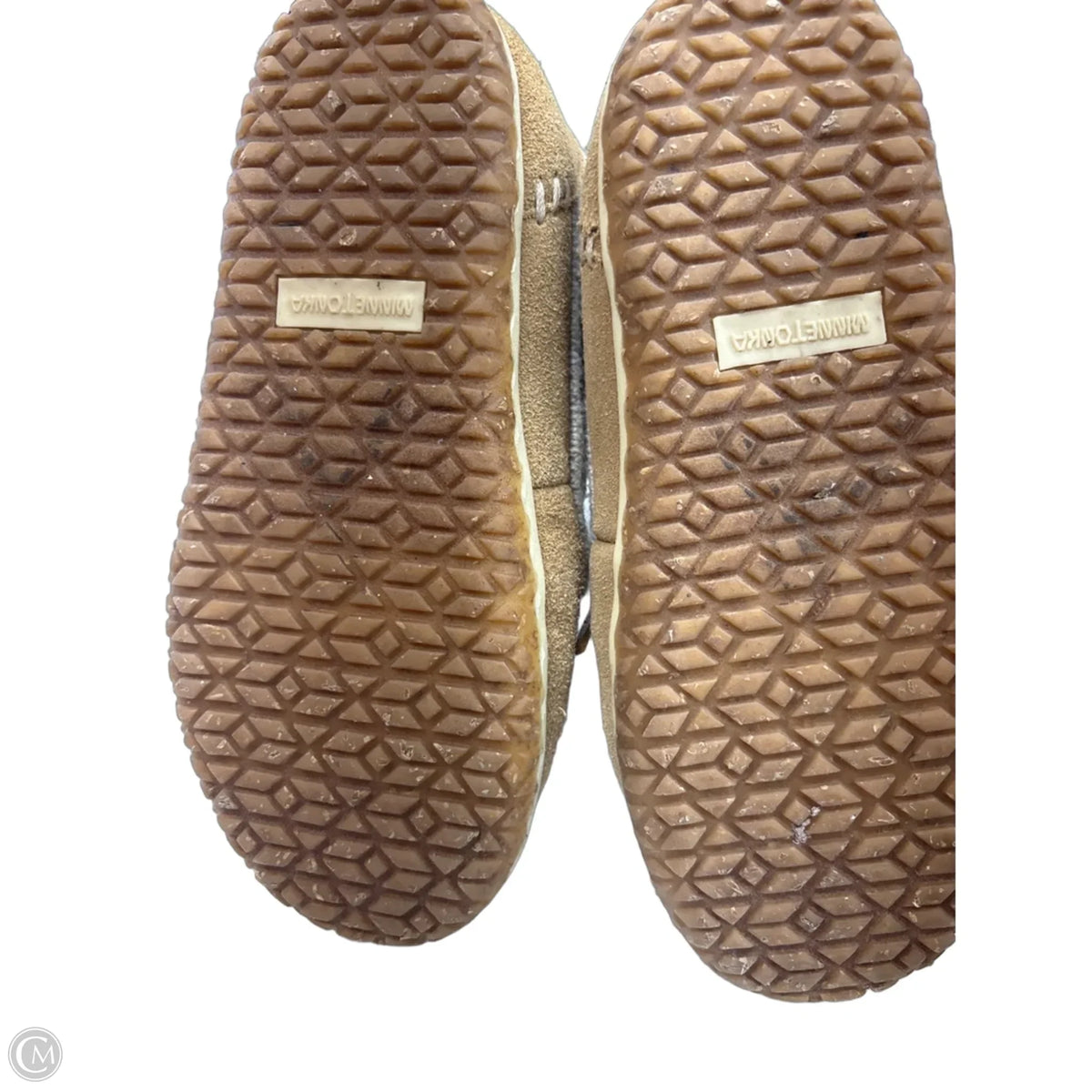Slippers By Minnetonka In Tan, Size: 7