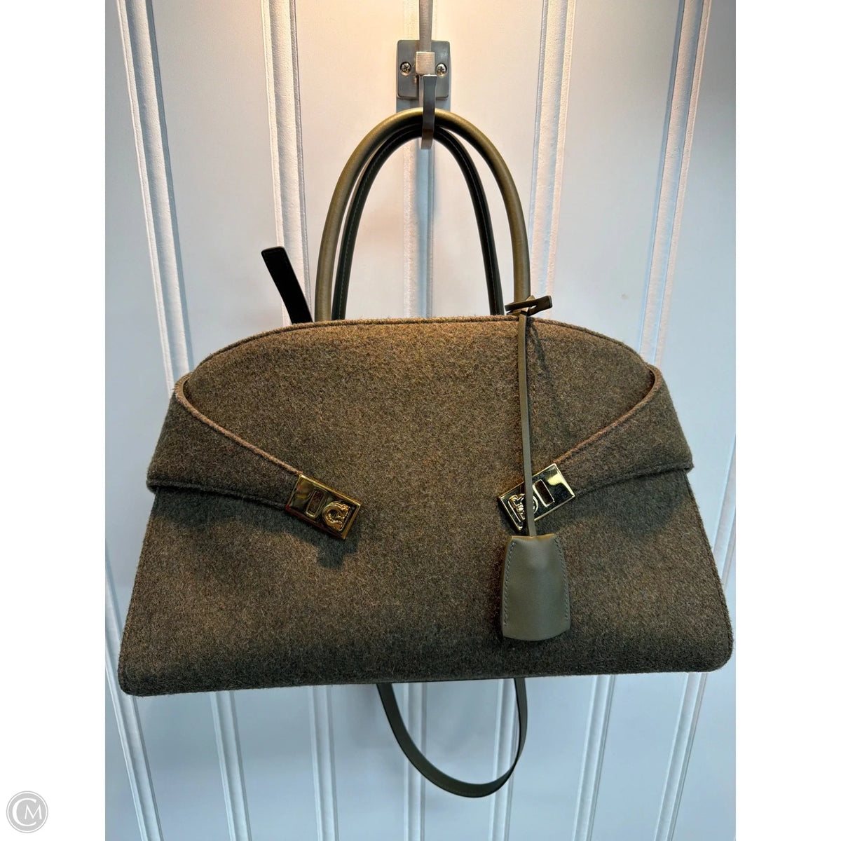 Handbag Luxury Designer By Ferragamo, Size: Large