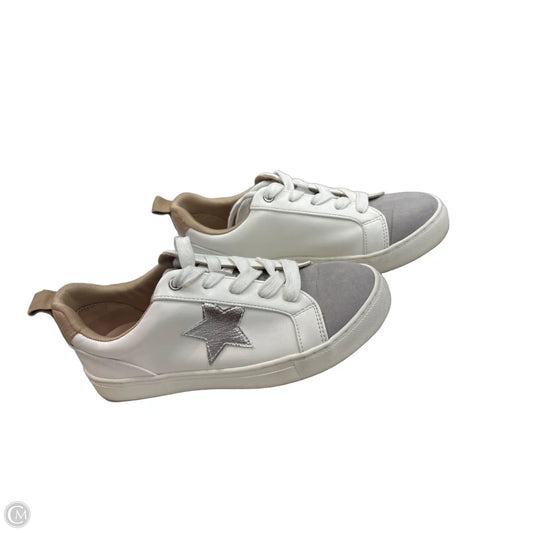 Shoes Sneakers By Maurices In White, Size: 6.5