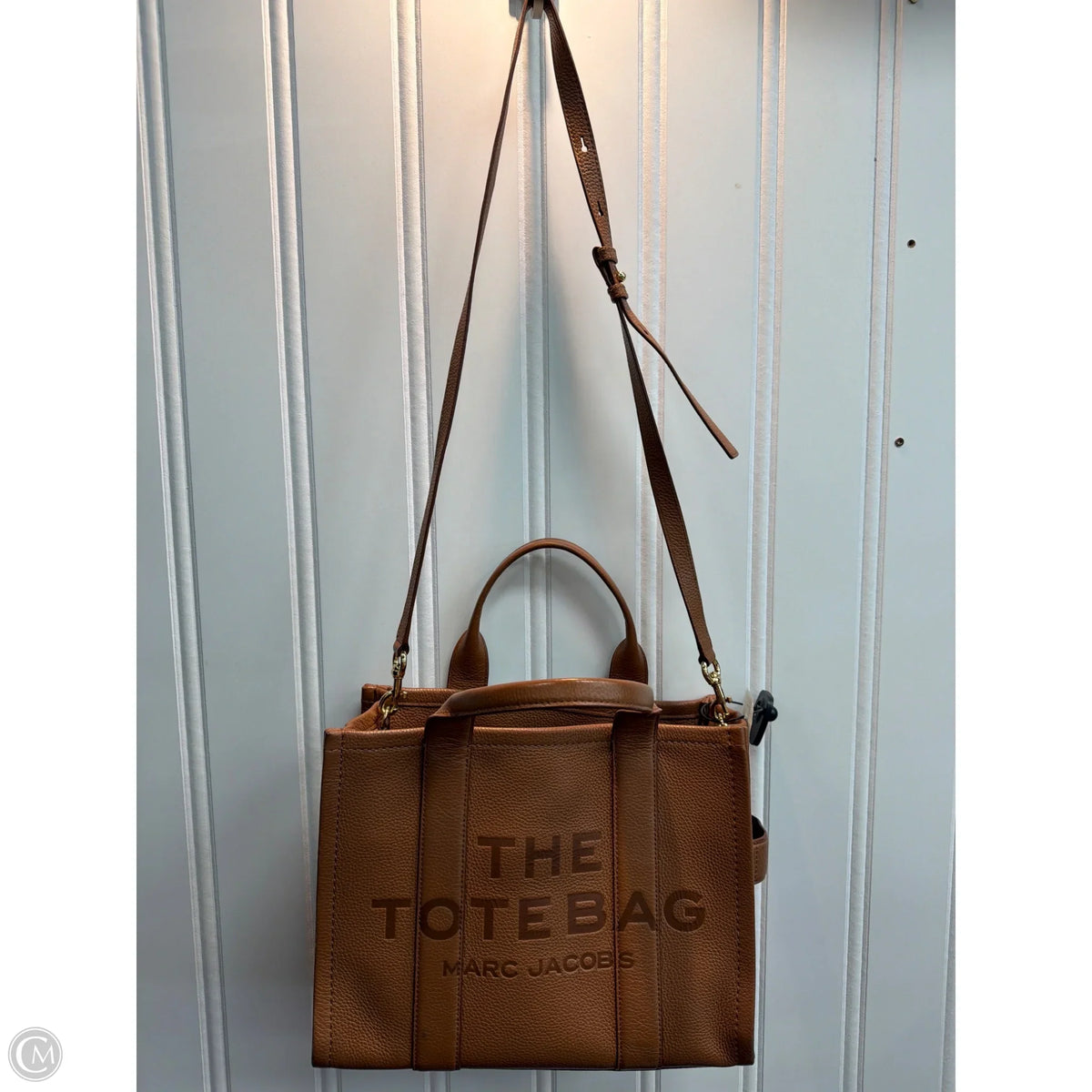 Tote Luxury Designer By Marc Jacobs, Size: Medium