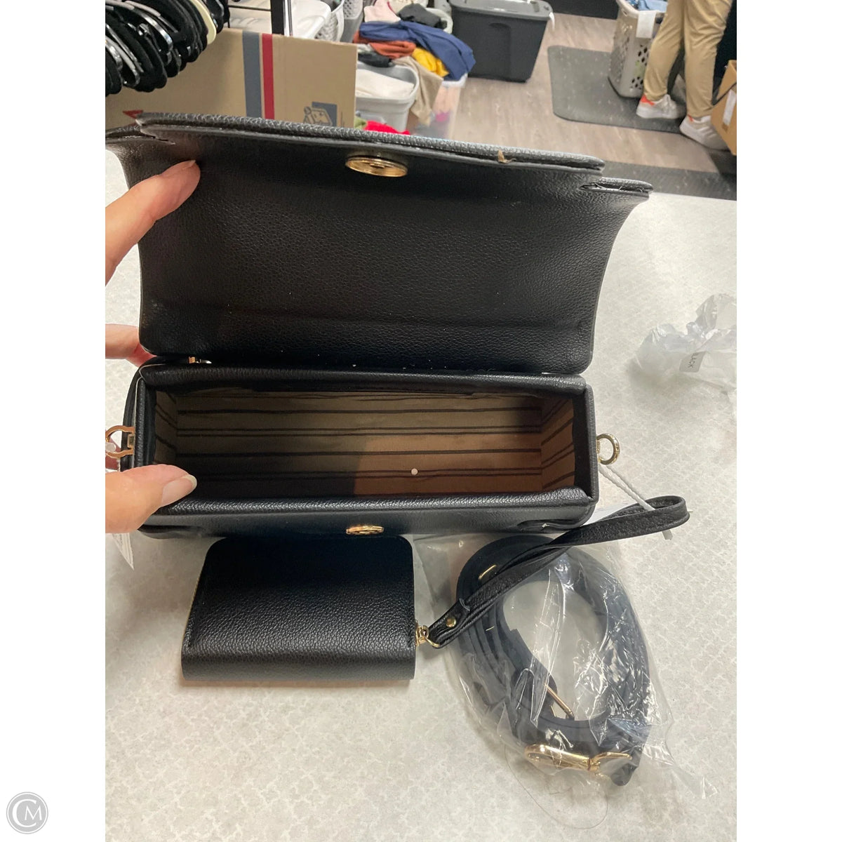 Handbag By Clothes Mentor, Size: Small