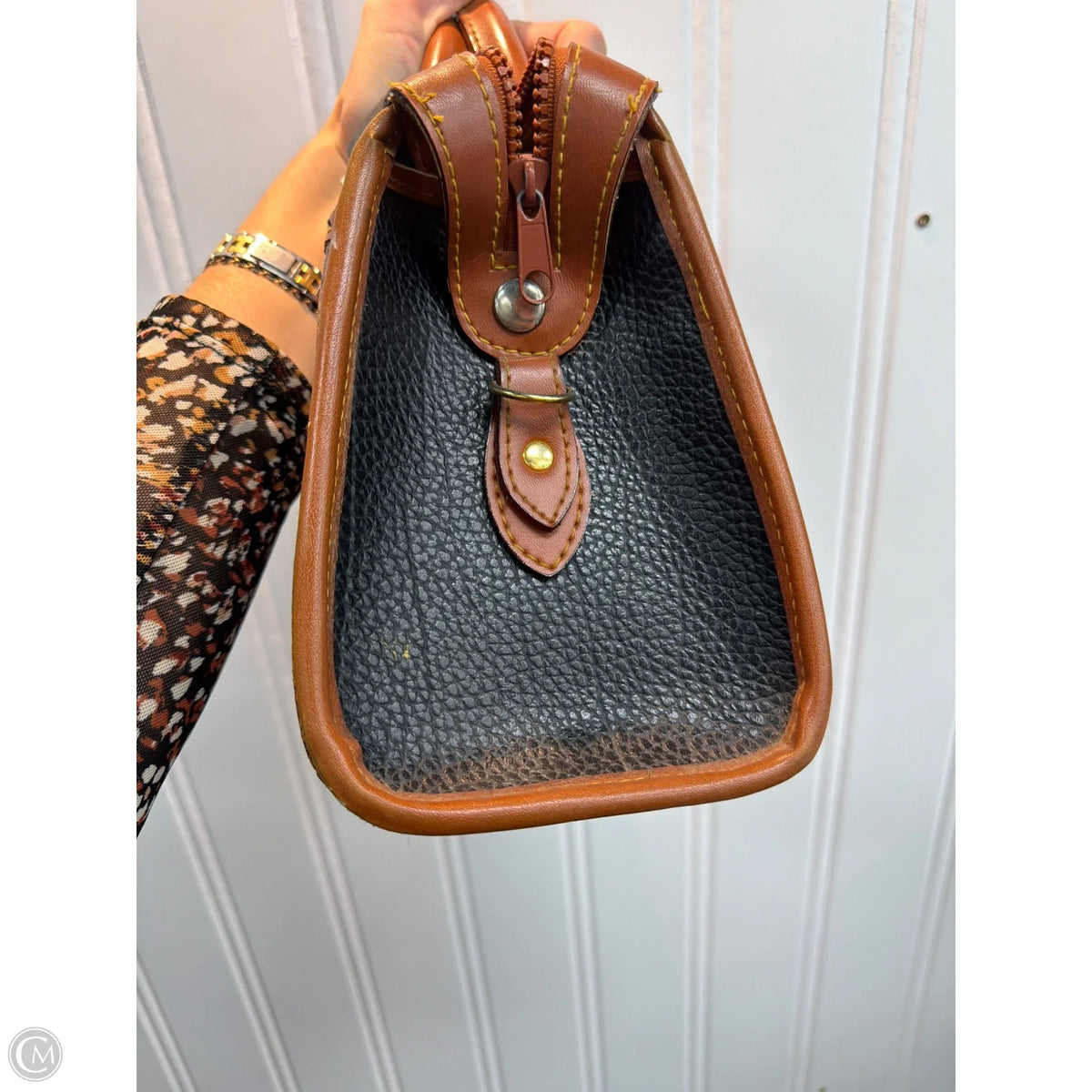 Handbag Designer By Dooney And Bourke, Size: Medium