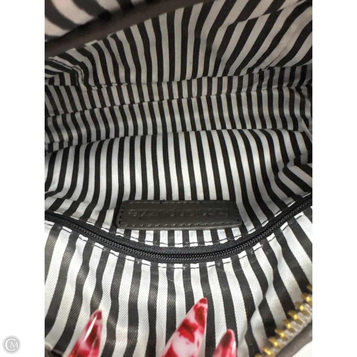 Crossbody By Clothes Mentor, Size: Small