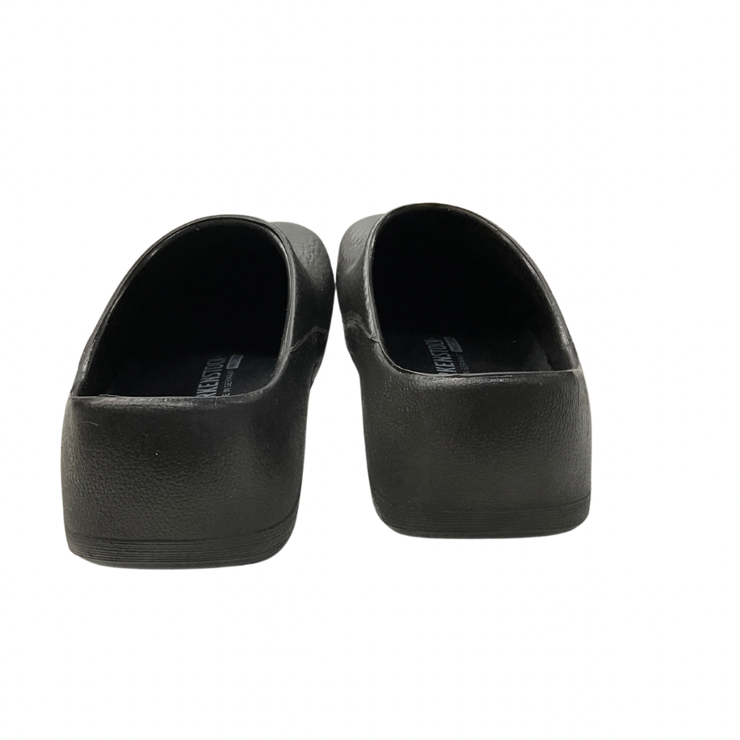 Shoes Flats By Birkenstock In Black, Size: 9